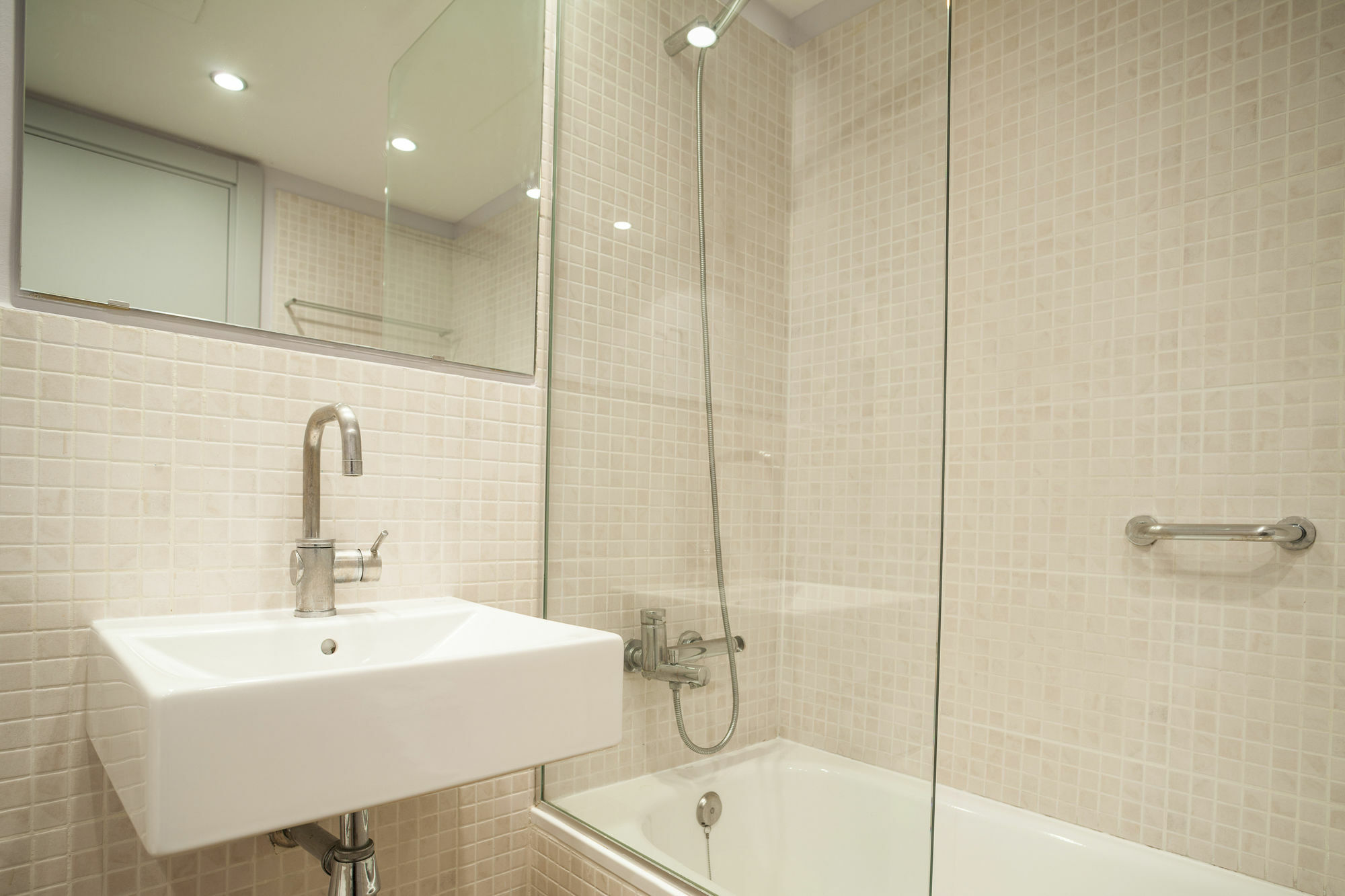 Apartment Short Group Camp Nou Serviced