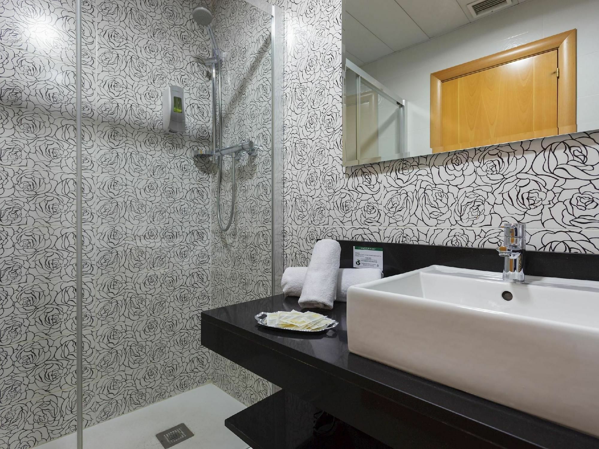 Rambla108 Aparthotel