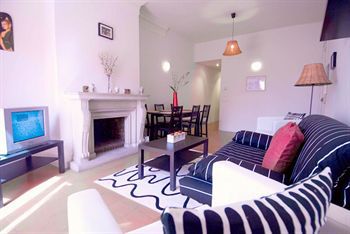 Pau Claris Hotel