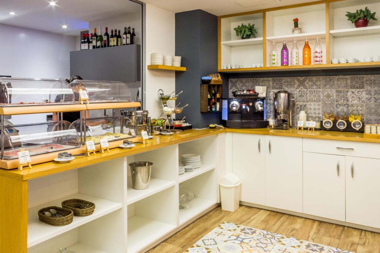 Apart-Suites Hostemplo * Barcelona