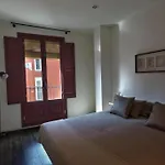 Apartamentos Med Ramblas