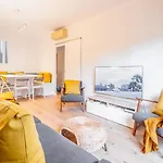 Elegante Y Amplio Apartamento