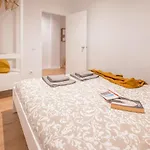 Elegante Y Amplio Apartamento