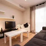 Port VII Apt Centrico Acogedor W Balcon 23