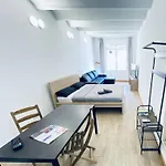 FREEPARKING LOFTS BCN FIRA SANTS CAMP NOU A-plus