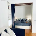 Nou De La Rambla 1