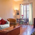 Gaudi Apartment 9