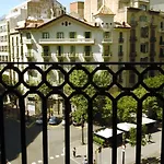 Gaudi Apartment 9
