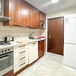 Charming Rooms In Shared Apartment Near Camp Nou