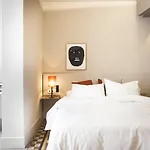 Destinationbcn - Universitat Rooms