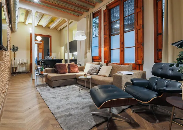 Avinyo 2 Gotic - Spacious Loft In Gothic Quarter!