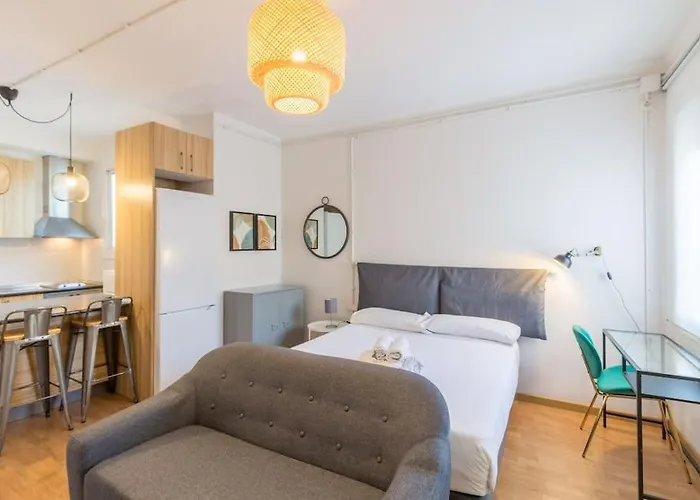 Bebarceloner Sant Andreu Apartments - Studio