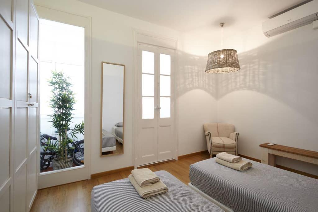Apartment Beautiful In C/sepulveda Barcelona
