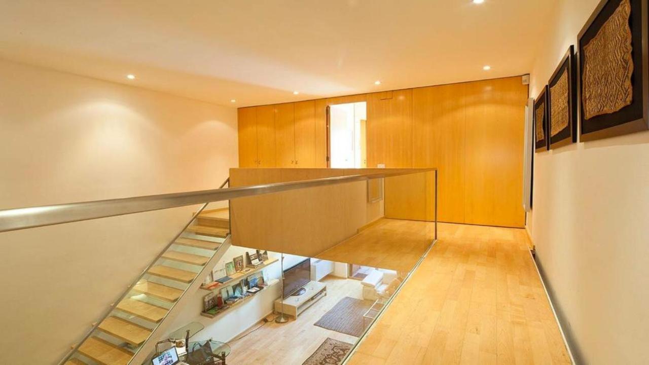 Spacious In With Outdoor Terrace Barcelona