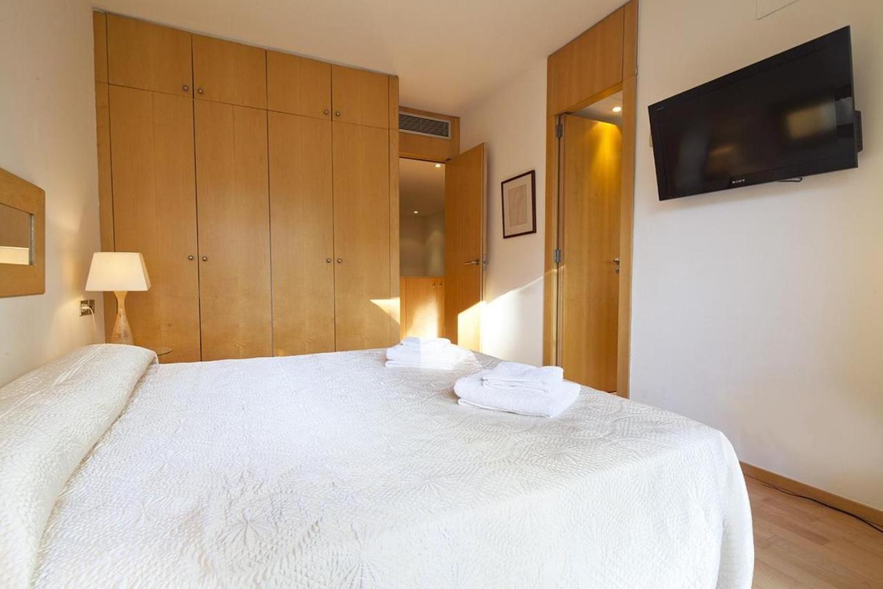 Apartamento Spacious In With Outdoor Terrace