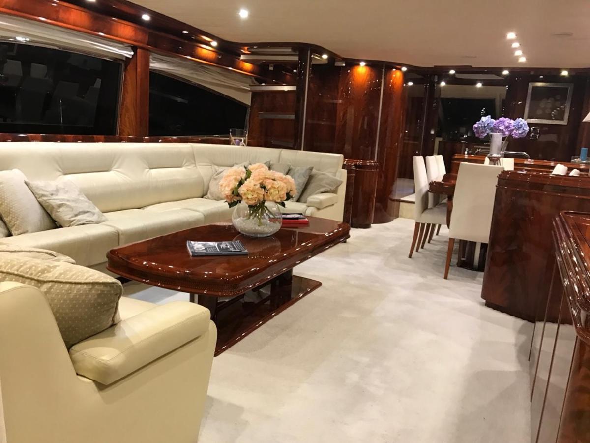 Rent Luxury Motor Yacht