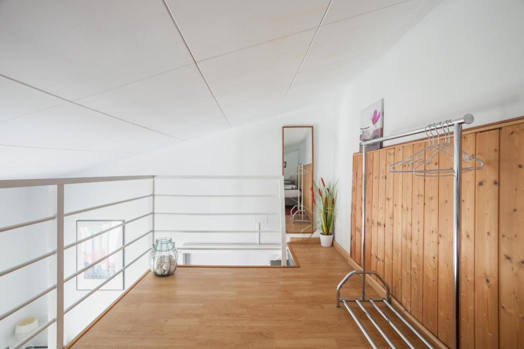 Sunny Terrace Attic In Plaza Espana - New Elevator Apartment Barcelona