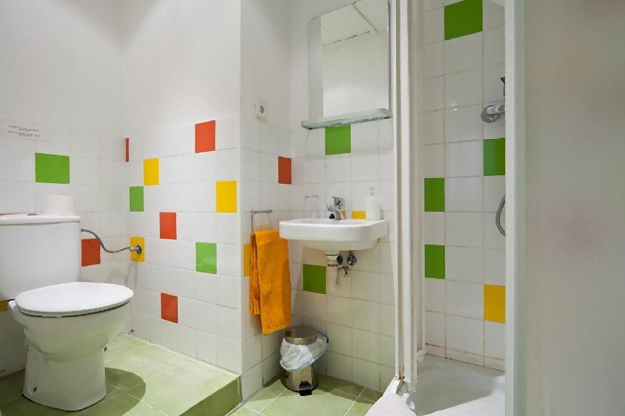 La Casa De Laura Nisia 3* Barcelona