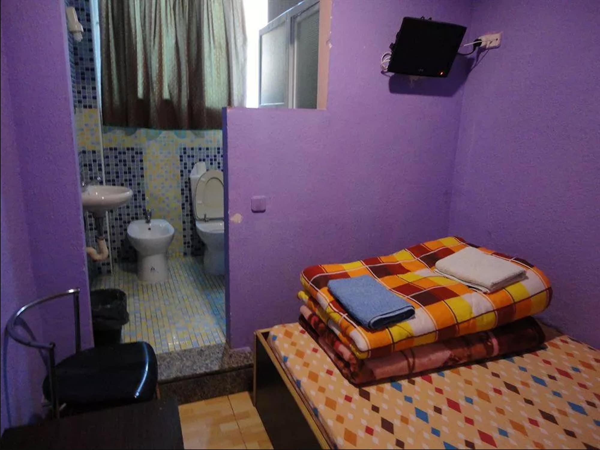 Hostel Station *