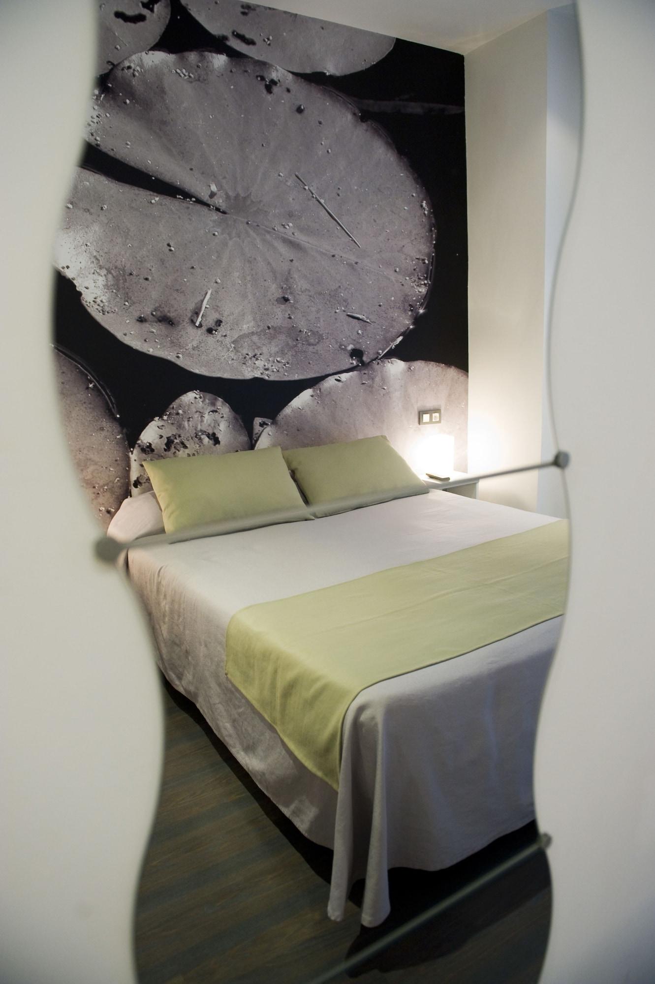 Curious By Alegria Hotel
