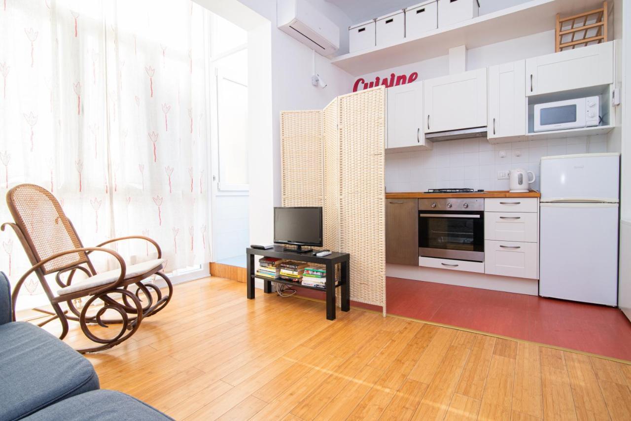 Cozy Apartment *