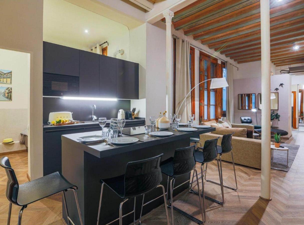 Apartment Avinyo 2 Gotic - Spacious Loft In Gothic Quarter!
