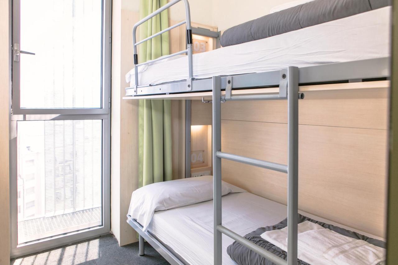 Urbany Hostel