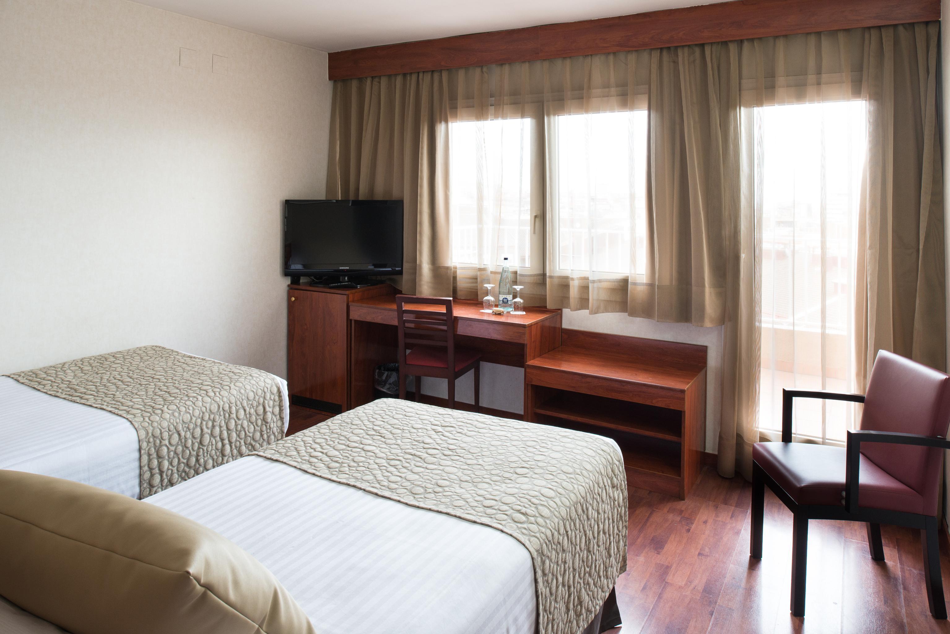 Catalonia Park Putxet Hotel 4*