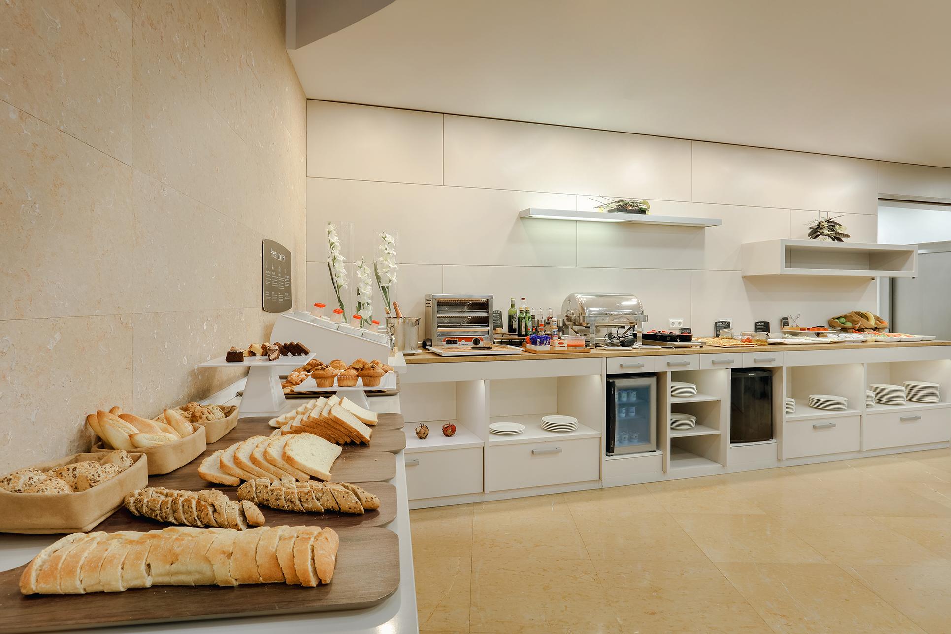 Hesperia Ramblas Hotel 4*