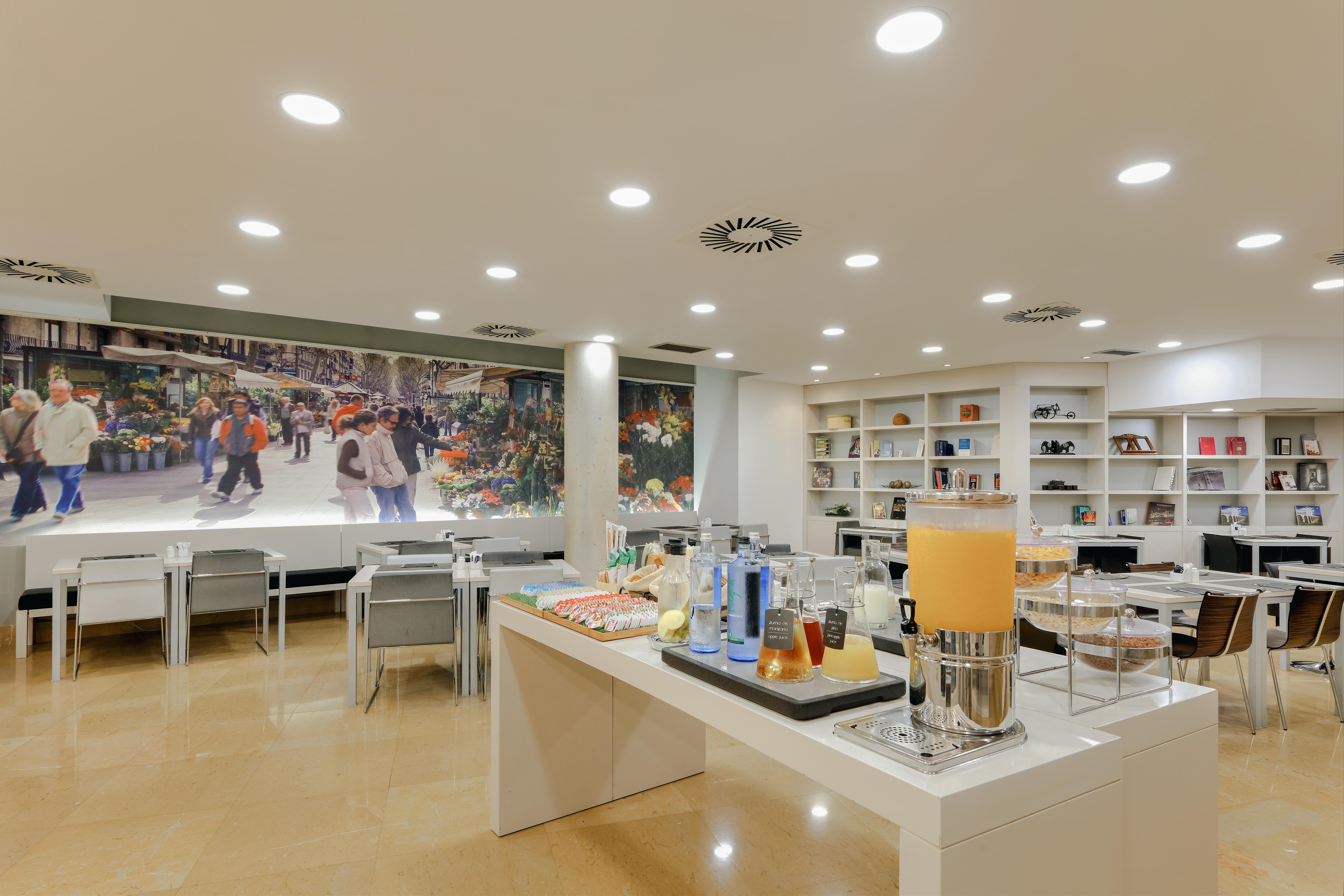Hesperia Ramblas Hotel 4*