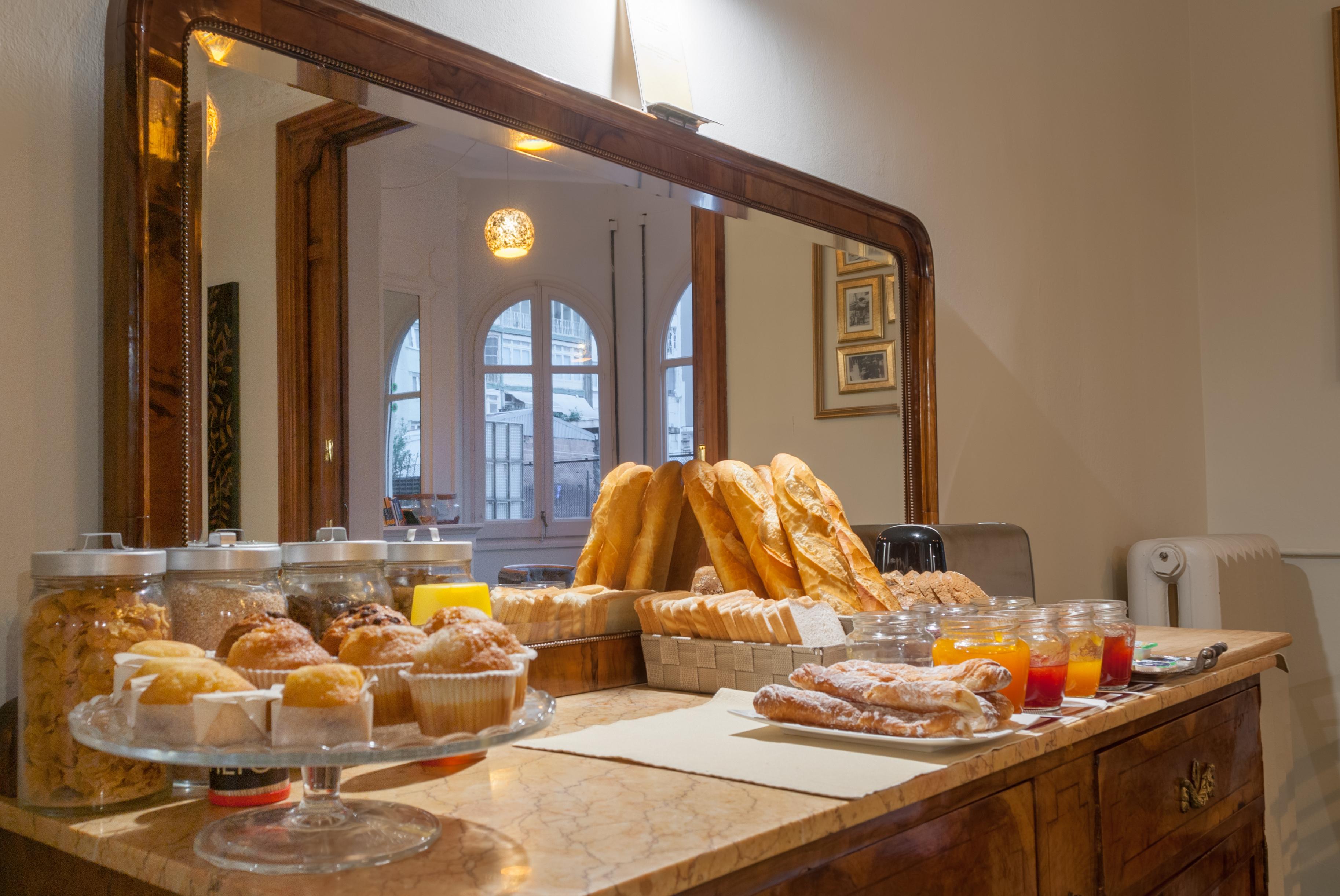 Mihlton Boutique (adults Only) Frühstückspension Barcelona