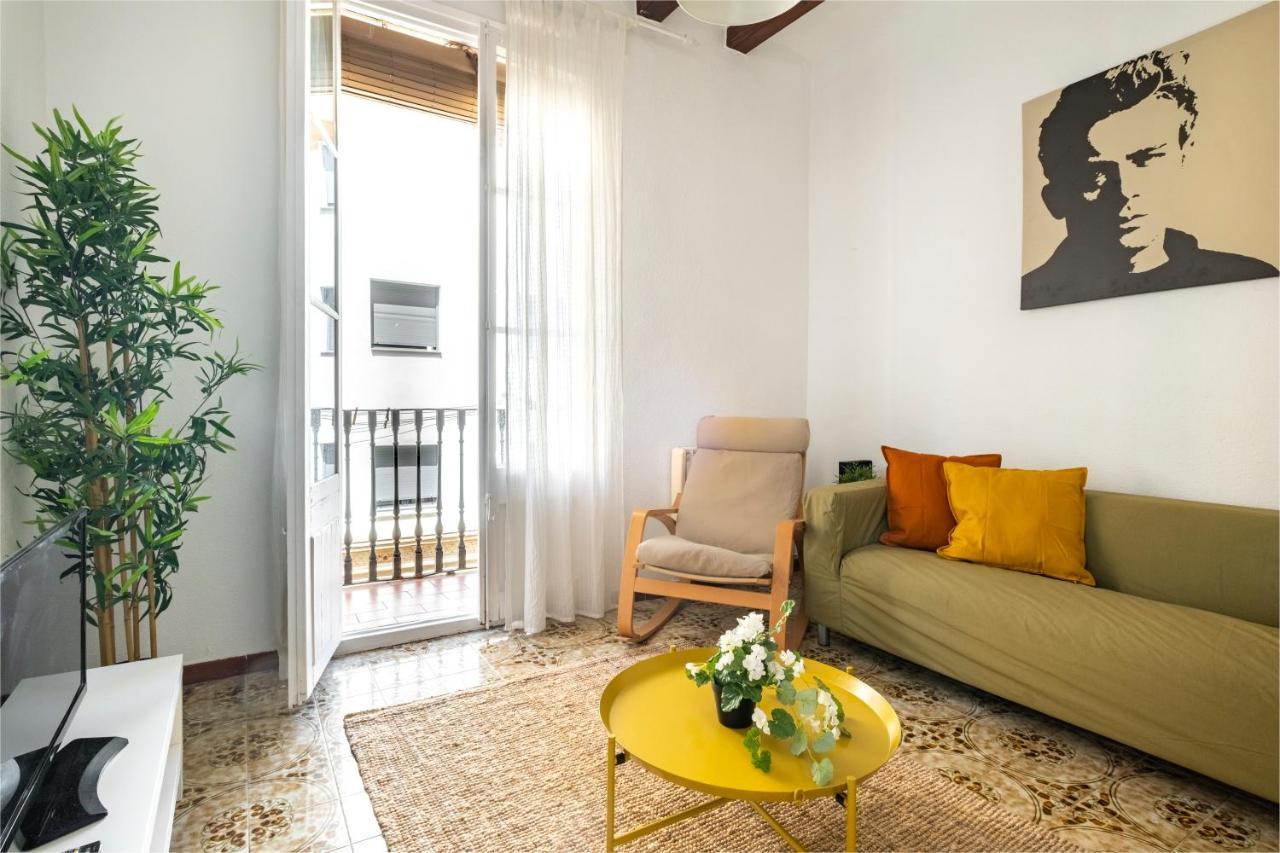Apartment Centric Gaudi *
