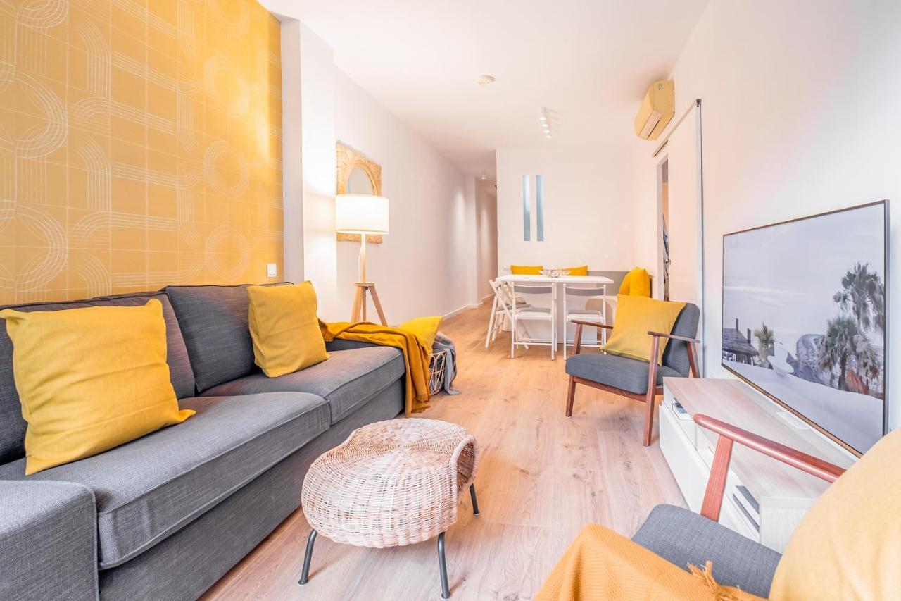 Elegante Y Amplio Apartamento