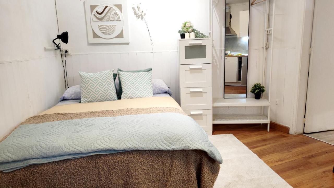 With Bathroom, Refrigerator And Microwave Barcelona