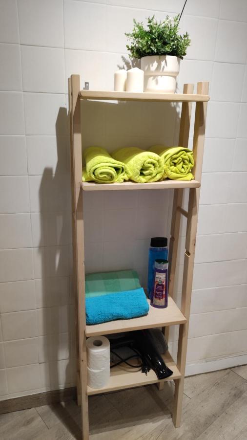 With Bathroom, Refrigerator And Microwave Apartamento Barcelona