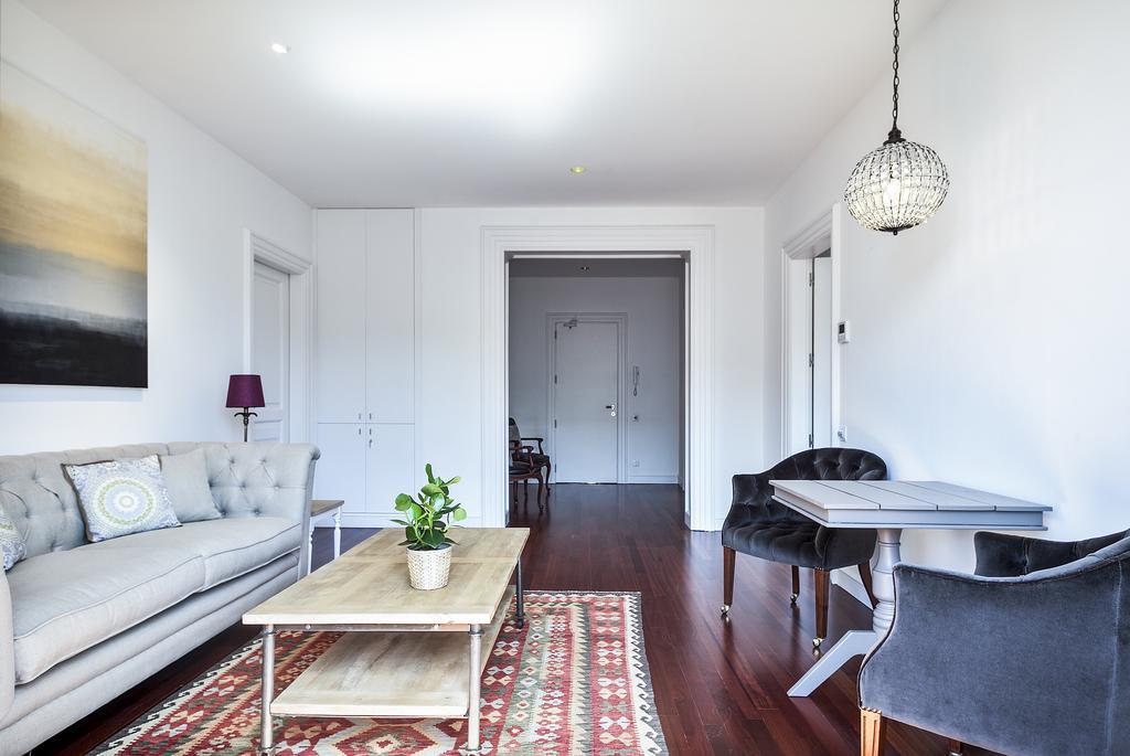 Apartment Milton House Gran Via Barcelona