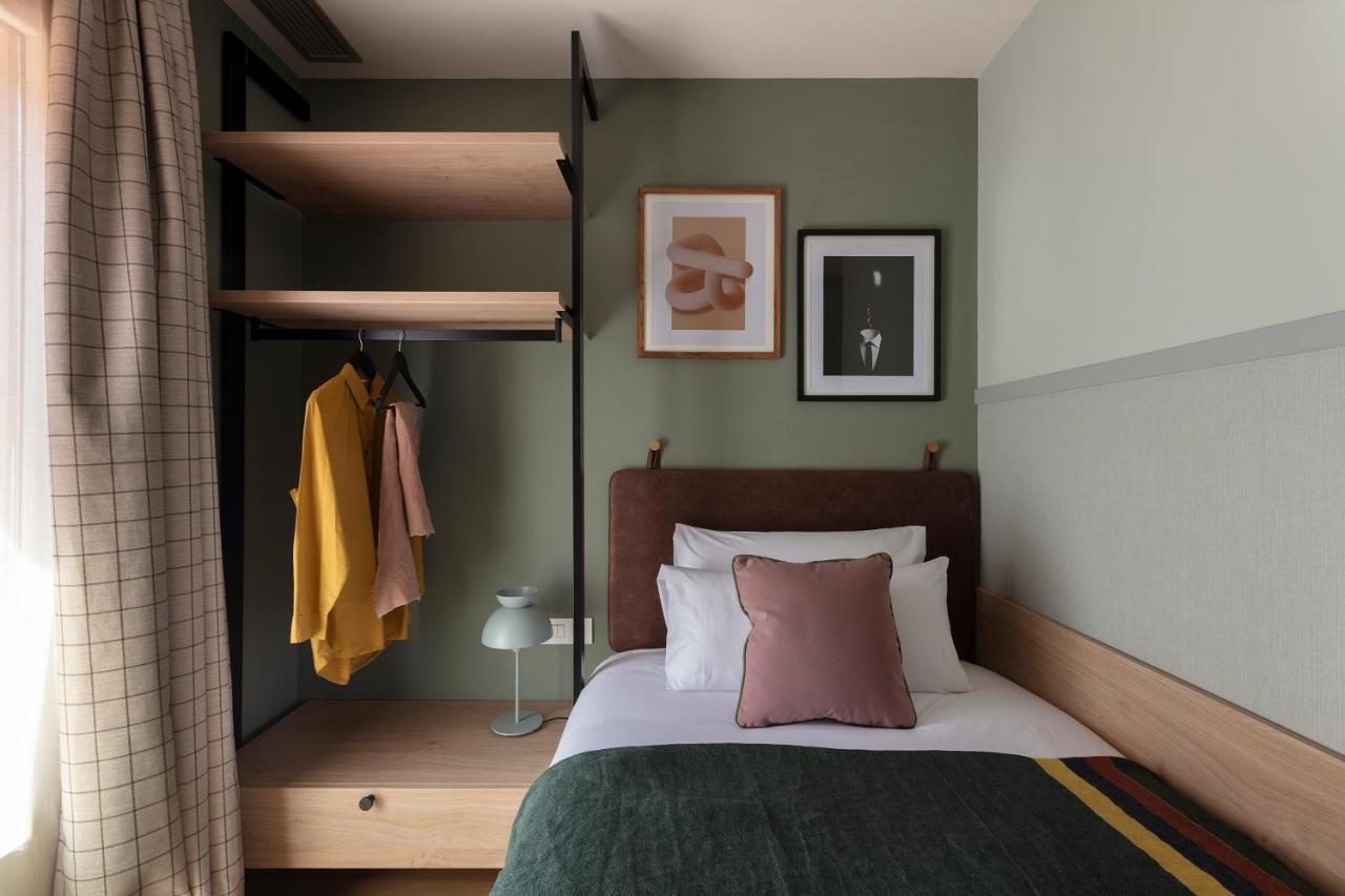 Hotel Curious By Alegria *