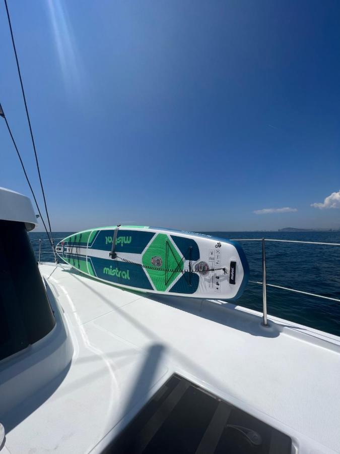 Private Exclusive Catamaran 'hang Loose' Barcelona