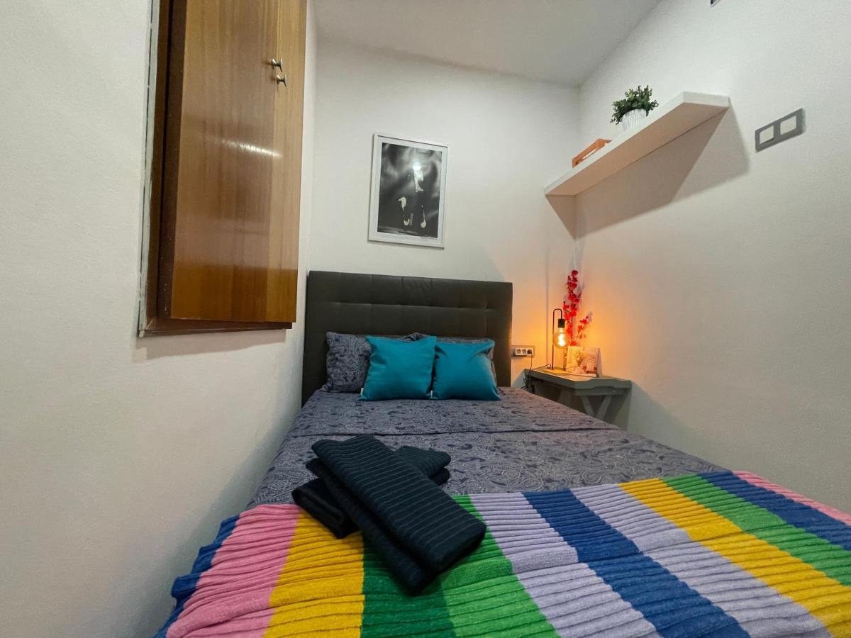 Plaza Universidad Hostal