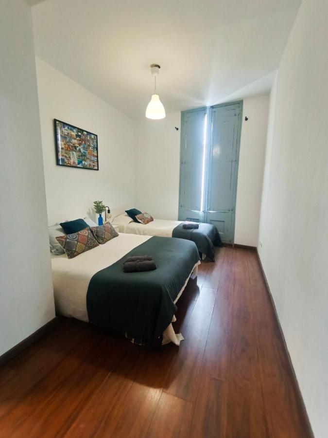 By Plaza Real Budget Hostel Barcelona