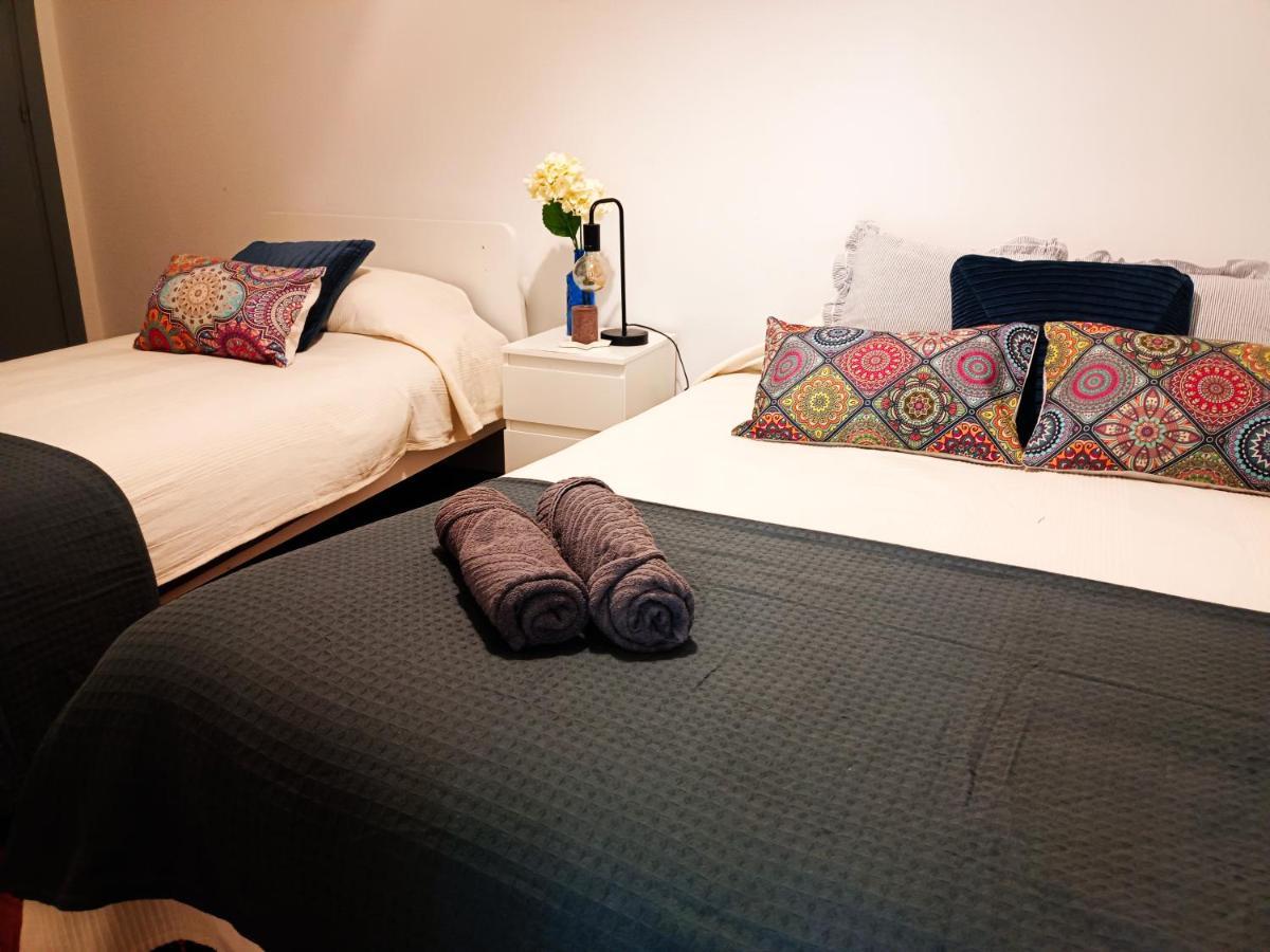 By Plaza Real Budget * Barcelona