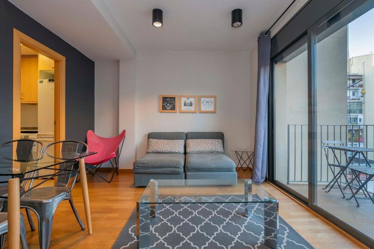 Modern And Bright In Eixample 3-1 *