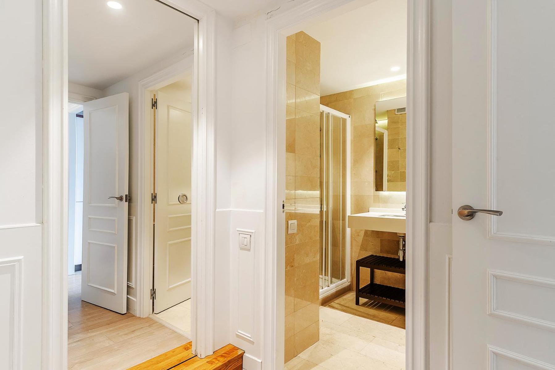 Enjoybcn Plaza Catalunya Apt. Apartment *