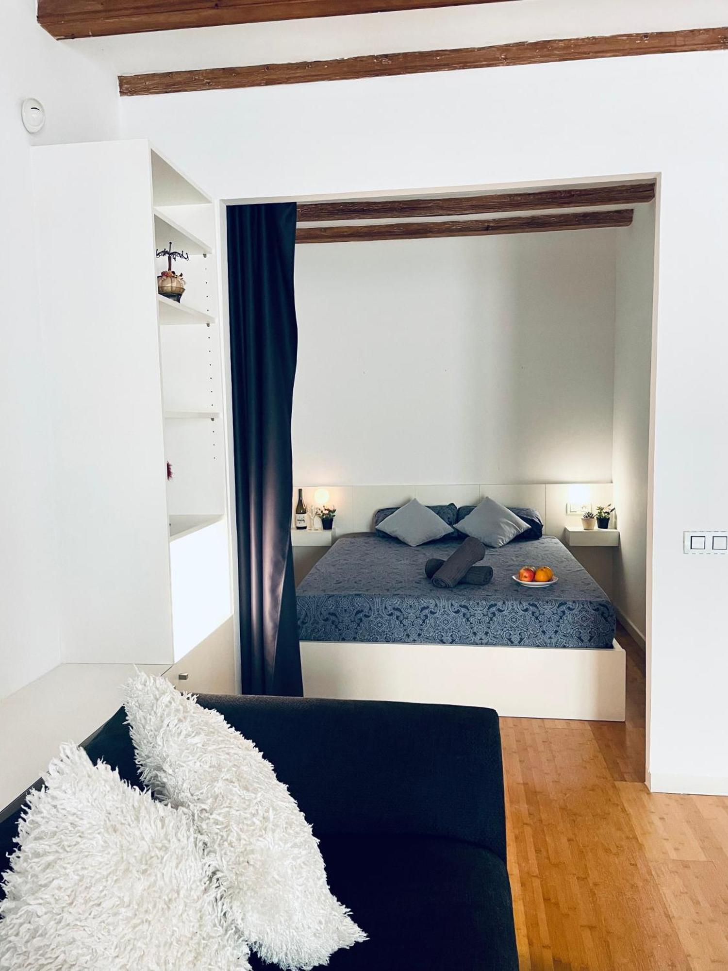Nou De La Rambla 1 Bed and breakfast Barcelona