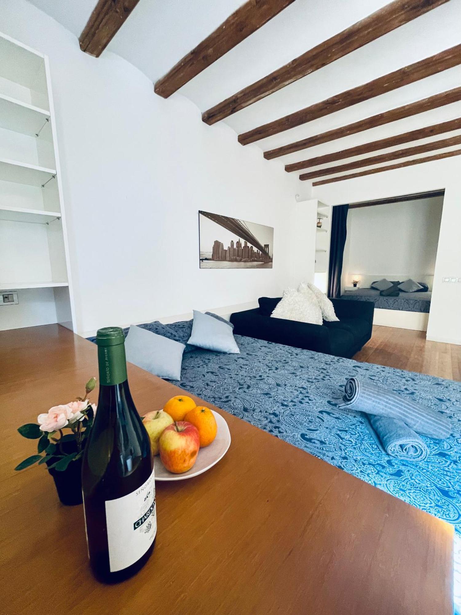 Bed and breakfast Nou De La Rambla 1 *