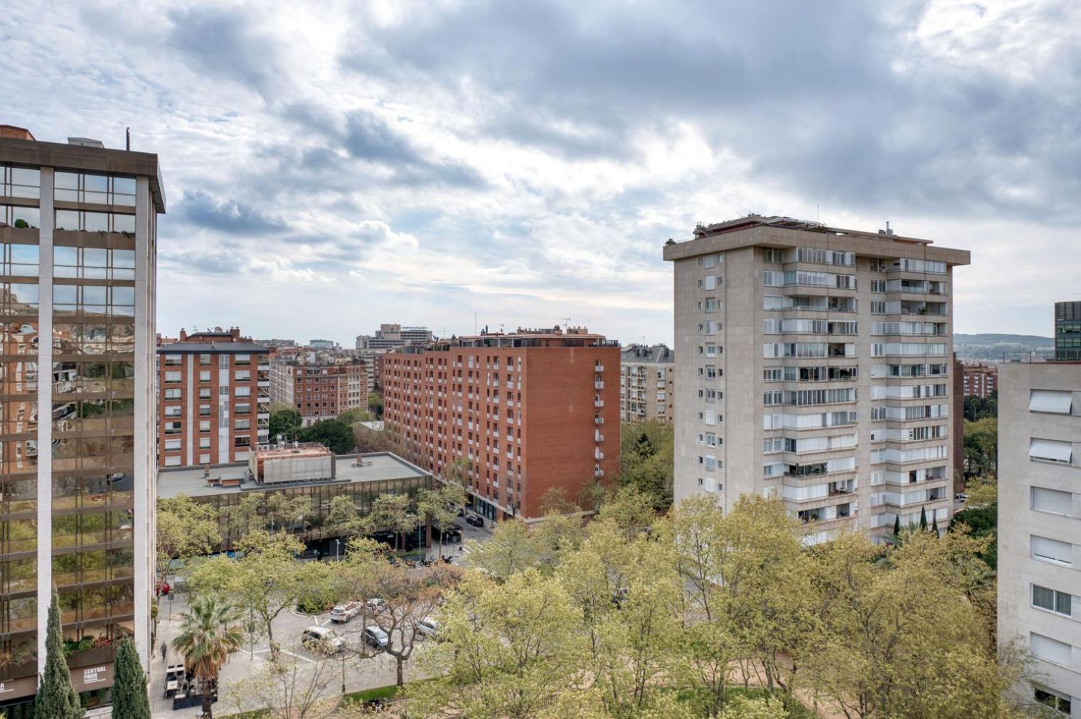 Blueground Pedralbes Furnished Bcn-92 *
