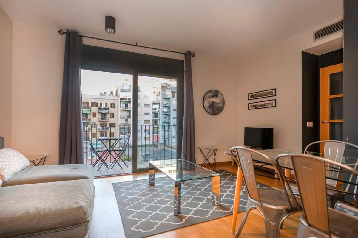 Modern And Bright In Eixample 3-1 * Barcelona