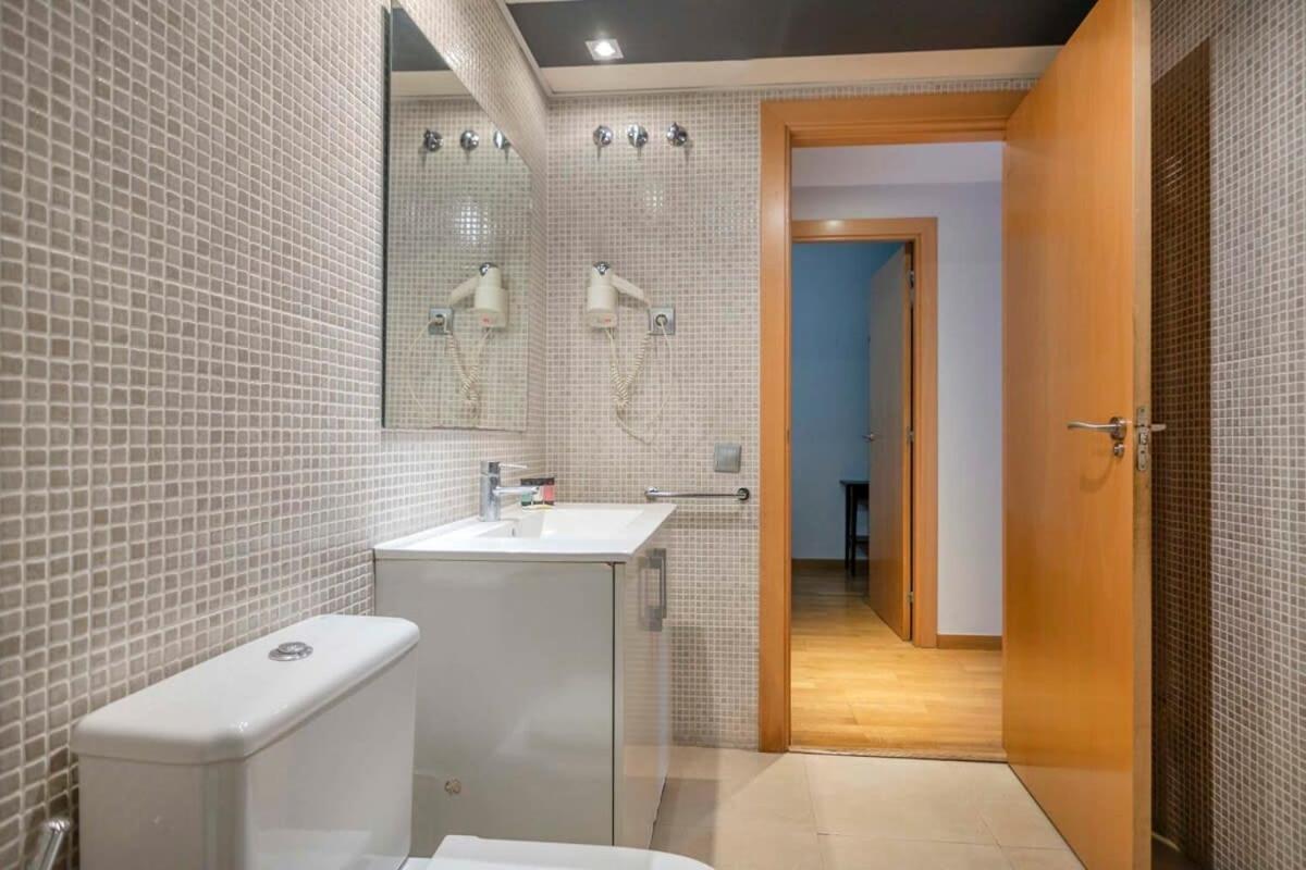 Modern And Bright In Eixample 3-1 Apartment