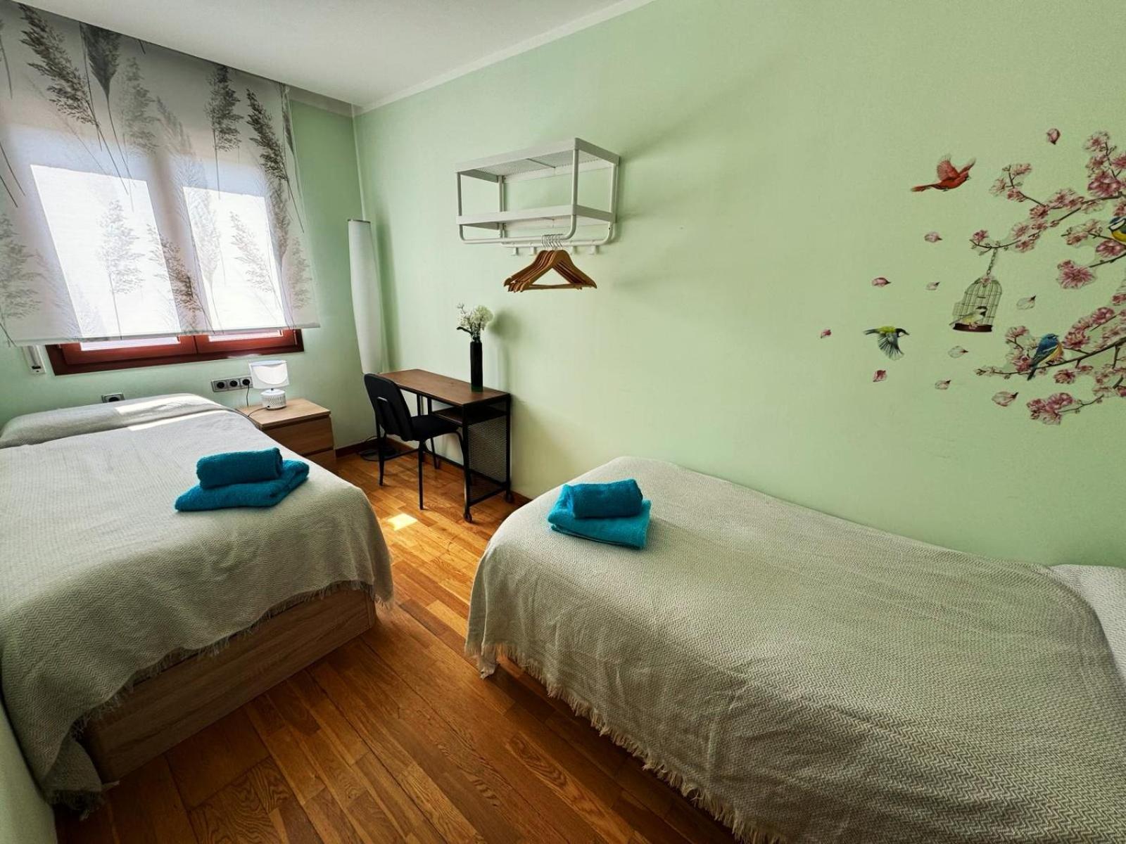 Nuevo Aribau Bed & Breakfast