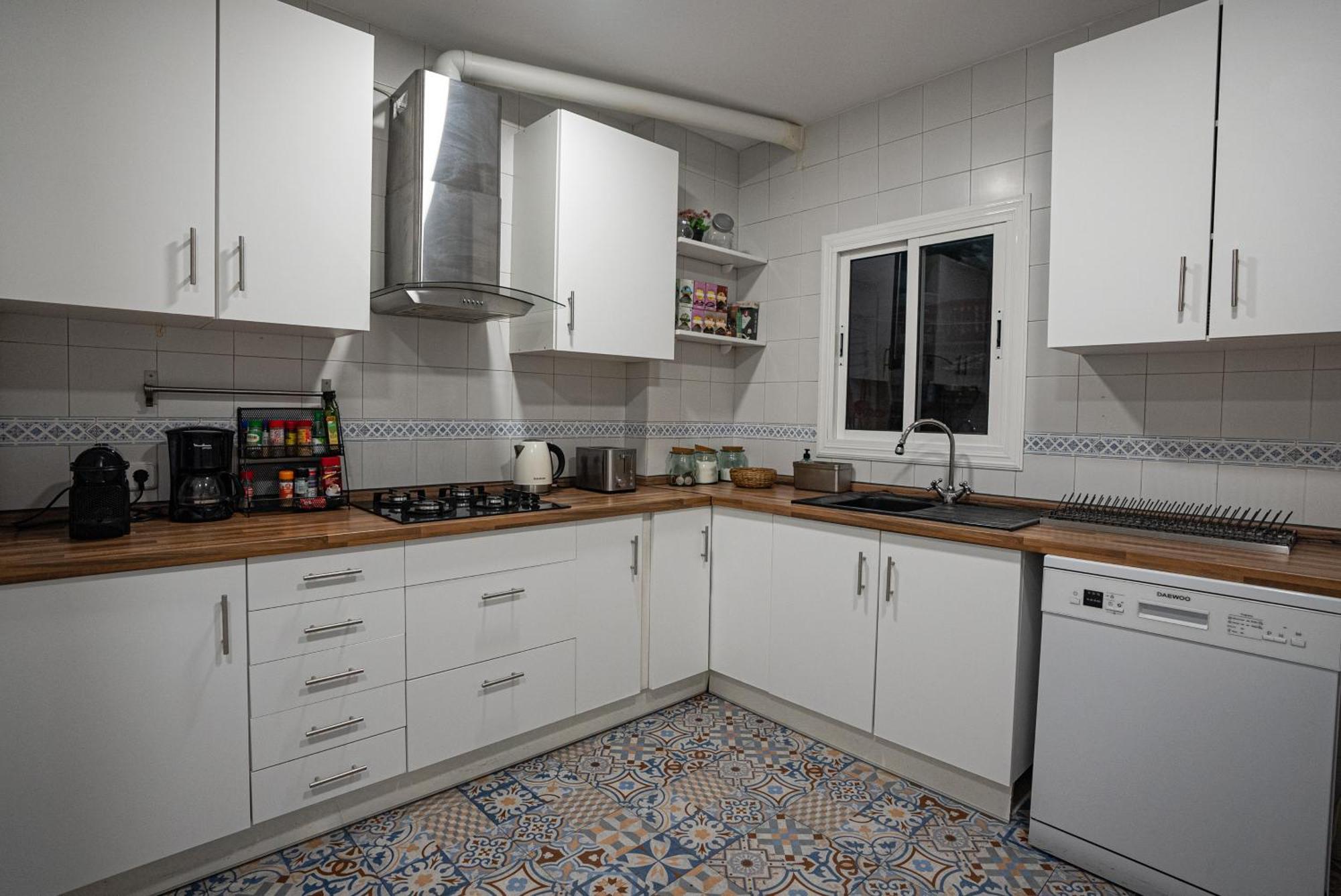Flat Top Manger Apartment *